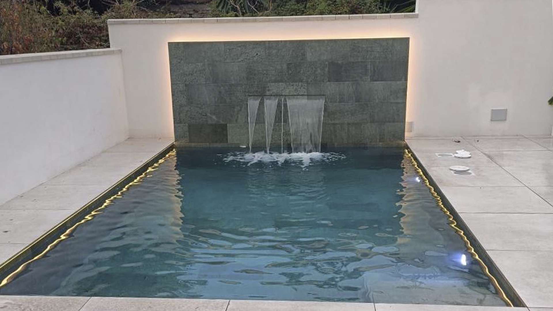 Construcción de piscina de obra en Málaga